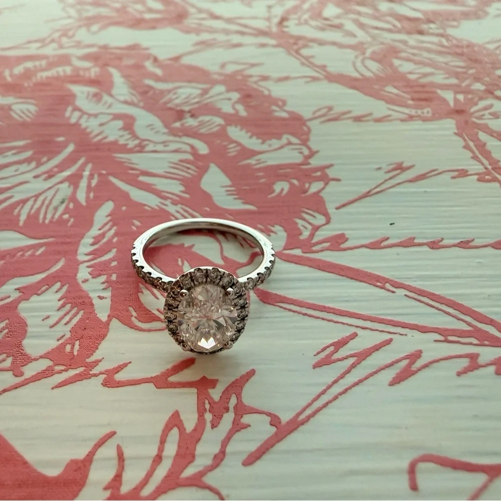 1.55ct Oval Lab Grown Diamond Halo Ring E VVS2 IGI Size 5 Engagement
